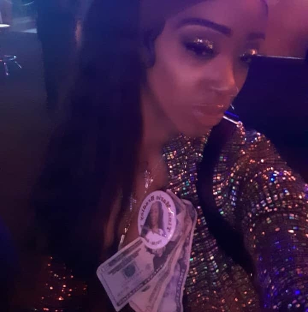 Meet your Posher, Angela